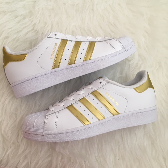 Adidas Superstar Sneakers - Picture 3 of 4
